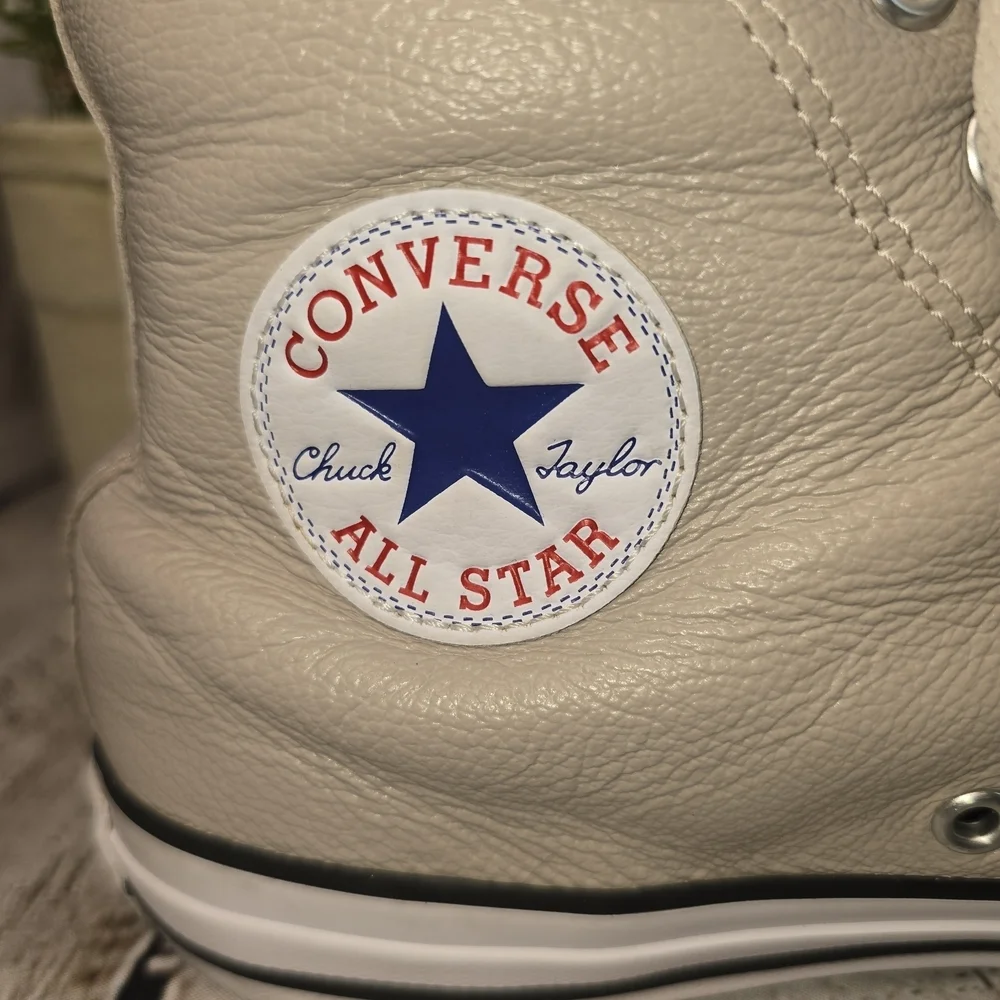 CONVERSE CHUCK TAYLOR ALL-STAR HIGH TOP LEATHER BEIGE MENS 8 WOMENS 10 EUC - Picture 11 of 12